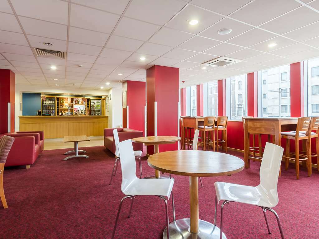 Travelodge Croydon Central المطعم الصورة
