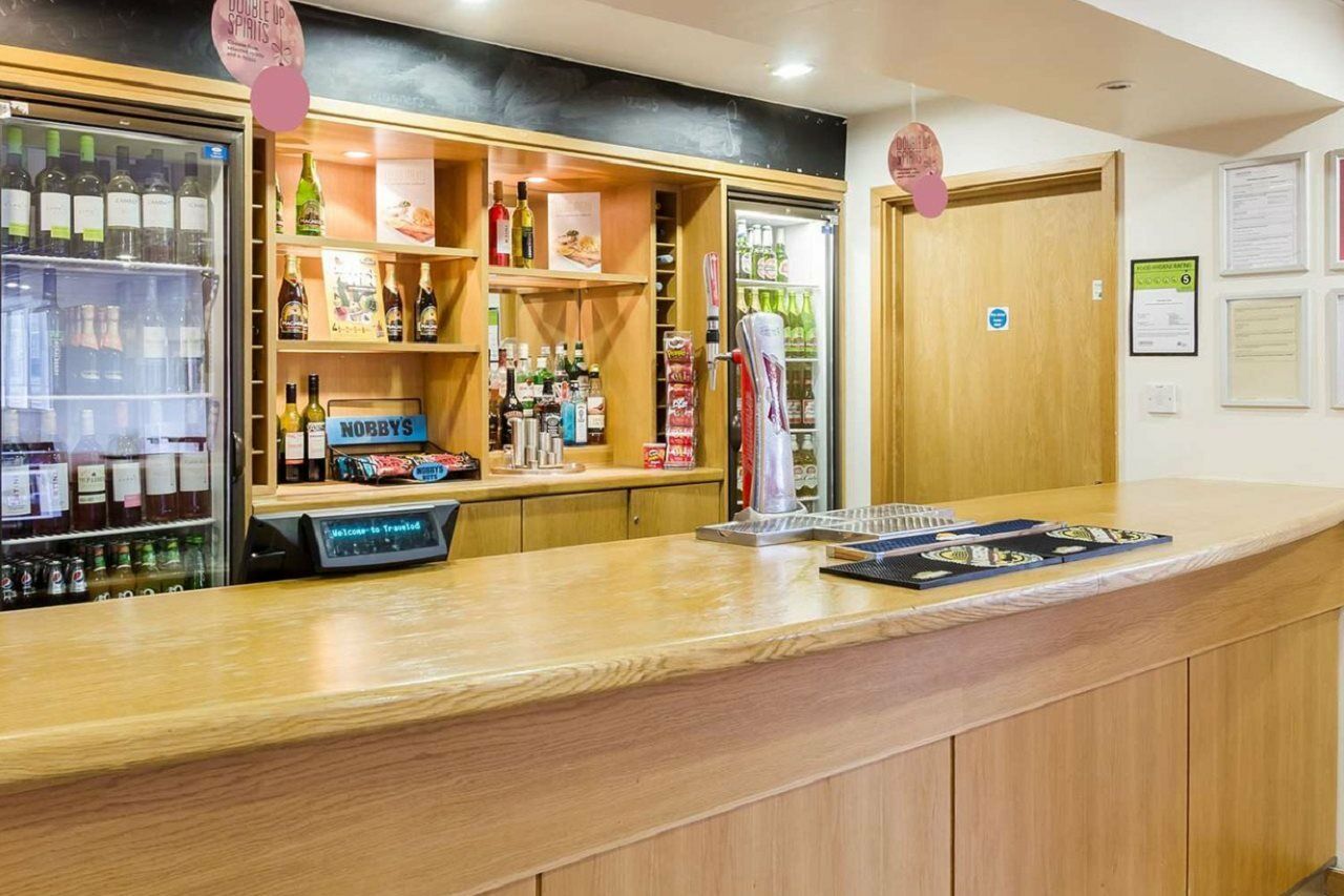 Travelodge Croydon Central المظهر الخارجي الصورة